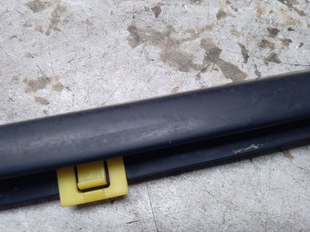 bontott HYUNDAI I30 Jobb hátsó Vízlehúzó Gumicsík