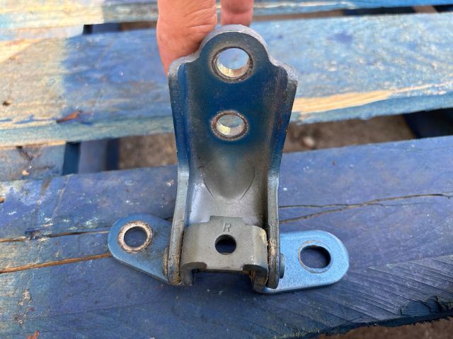 bontott HYUNDAI I30 Jobb hátsó Zsanér