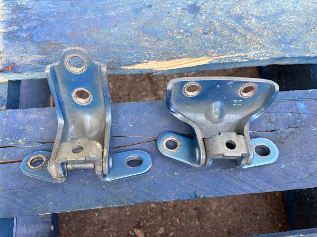 bontott HYUNDAI I30 Jobb hátsó Zsanér