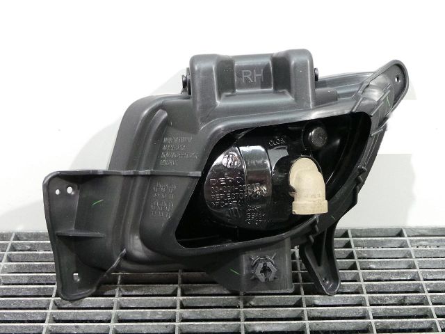 bontott HYUNDAI I30 Jobb Ködfényszóró