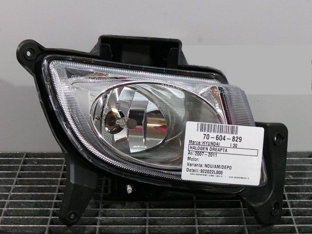 bontott HYUNDAI I30 Jobb Ködfényszóró