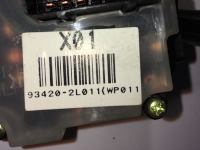 bontott HYUNDAI I30 Jobb Kormánykapcsoló Ablaktörlő