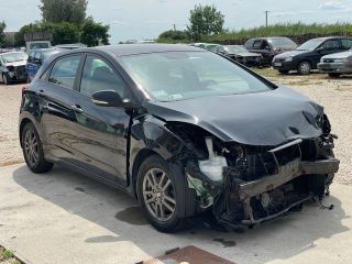 bontott HYUNDAI I30 Jobb Küszöb