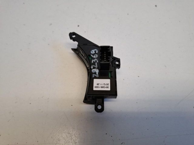 bontott HYUNDAI I30 Jobb Multikormány Kapcsoló