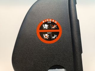 bontott HYUNDAI I30 Jobb Műszerfal Oldalkárpit