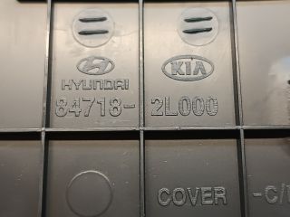 bontott HYUNDAI I30 Jobb Műszerfal Oldalkárpit