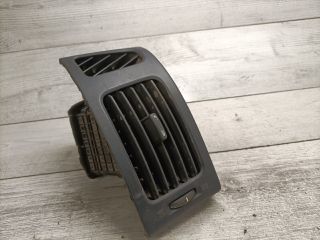 bontott HYUNDAI I30 Jobb Szellőző