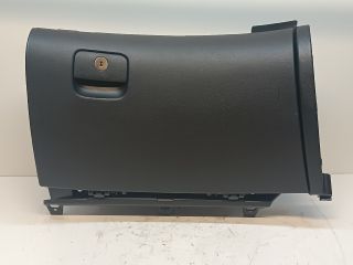 bontott HYUNDAI I30 Kesztyűtartó