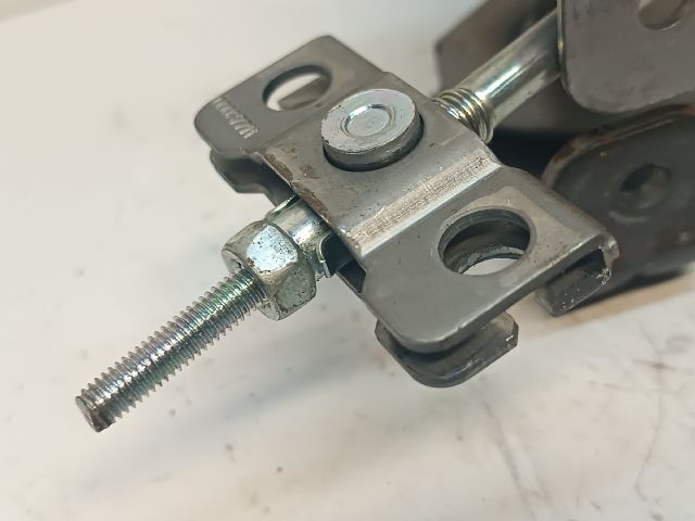 bontott HYUNDAI I30 Kézifék Kar