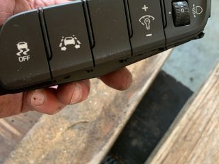 bontott HYUNDAI I30 Kipörgésgátló Kapcsoló