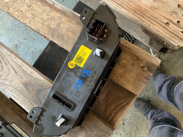 bontott HYUNDAI I30 Klíma Kapcsoló