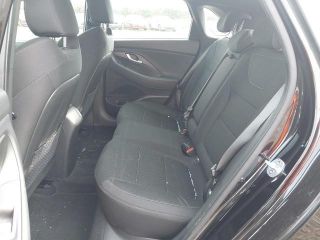 bontott HYUNDAI I30 Könyöklő