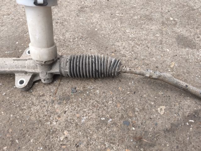 bontott HYUNDAI I30 Kormánymű Szervós