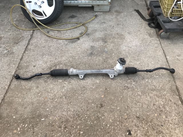 bontott HYUNDAI I30 Kormánymű Szervós