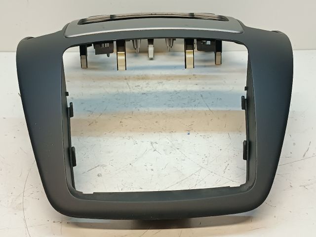 bontott HYUNDAI I30 Középkonzol Keret