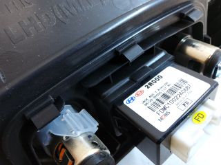 bontott HYUNDAI I30 Középkonzol Keret