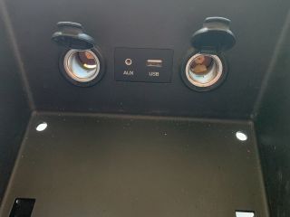 bontott HYUNDAI I30 Középkonzol Keret