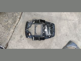 bontott HYUNDAI I30 Középkonzol Keret