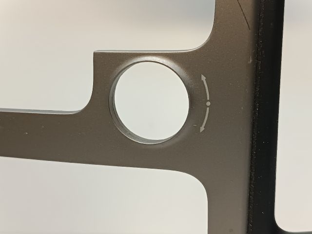 bontott HYUNDAI I30 Középkonzol Keret