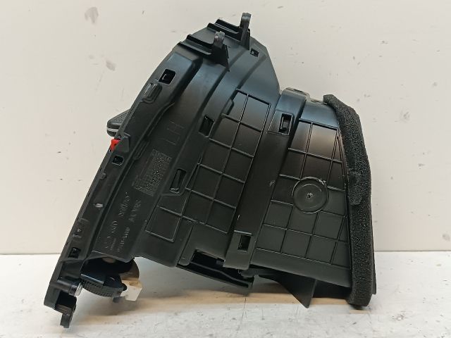 bontott HYUNDAI I30 Középső Bal Szellőző