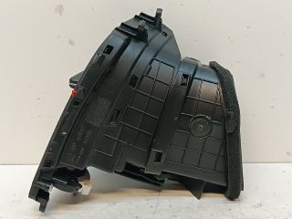 bontott HYUNDAI I30 Középső Bal Szellőző