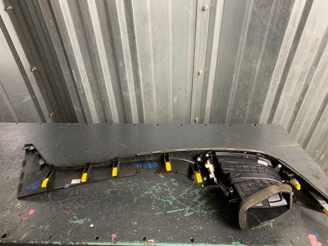 bontott HYUNDAI I30 Középső Bal Szellőző