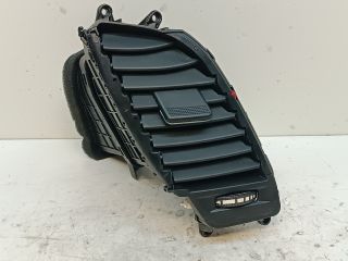 bontott HYUNDAI I30 Középső Bal Szellőző