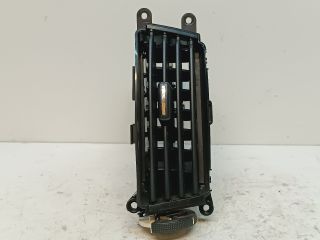 bontott HYUNDAI I30 Középső Jobb Szellőző