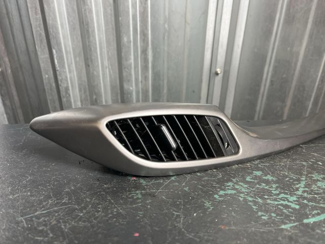 bontott HYUNDAI I30 Középső Jobb Szellőző