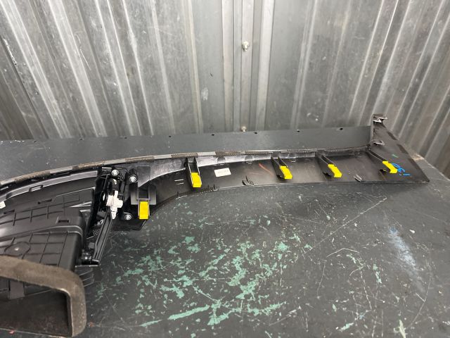 bontott HYUNDAI I30 Középső Jobb Szellőző