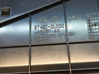 bontott HYUNDAI I30 Középső Jobb Szellőző