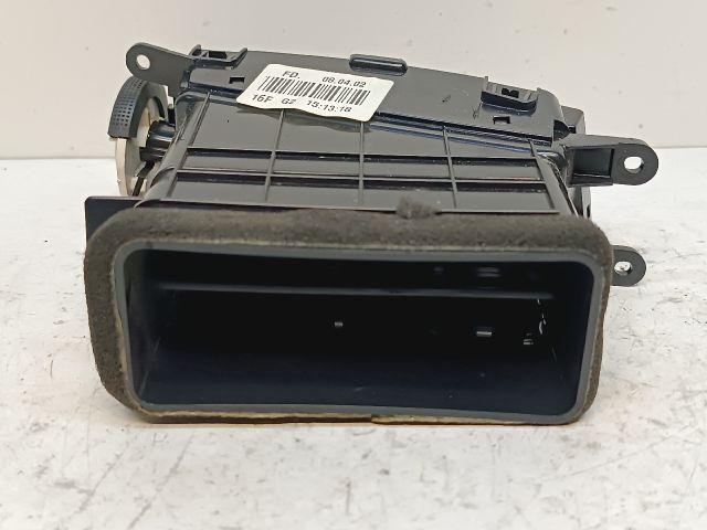 bontott HYUNDAI I30 Középső Jobb Szellőző