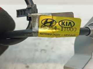 bontott HYUNDAI I30 Központizár Antenna