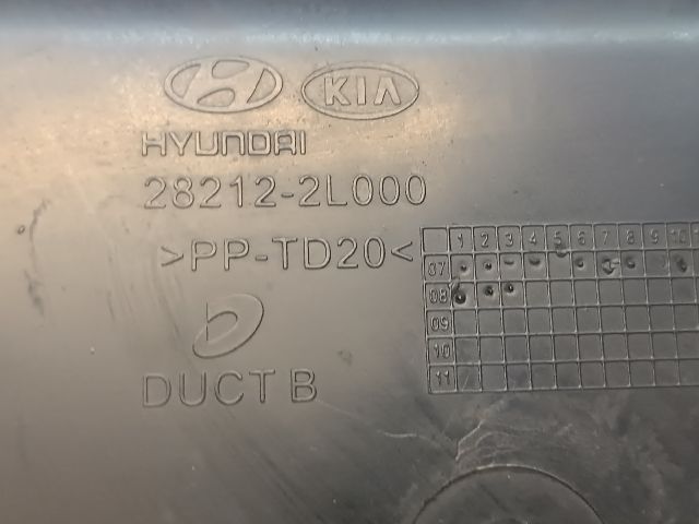 bontott HYUNDAI I30 Légbeömlő