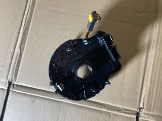 bontott HYUNDAI I30 Légzsák Átvezető Szalagkábel