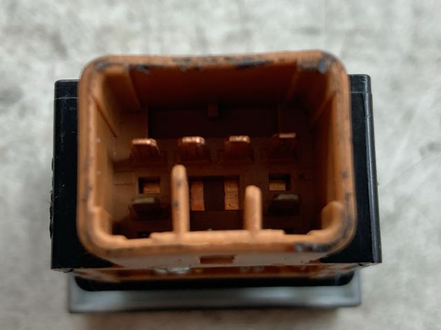 bontott HYUNDAI I30 Menetstabilizátor Kapcsoló