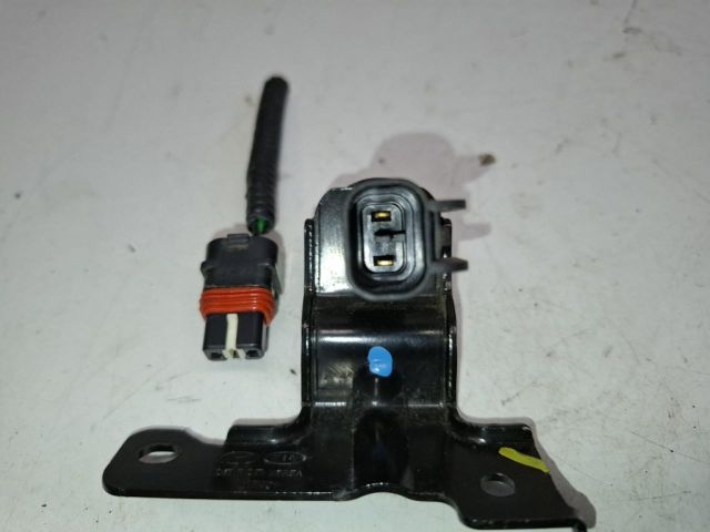 bontott HYUNDAI I30 Motorháztető Ajtó Kapcsoló