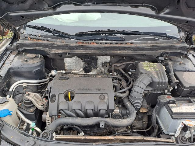 bontott HYUNDAI I30 Motorháztető Jobb Zsanér