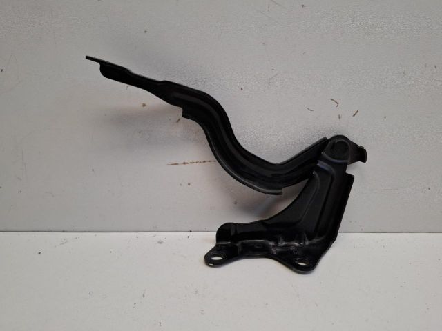 bontott HYUNDAI I30 Motorháztető Jobb Zsanér