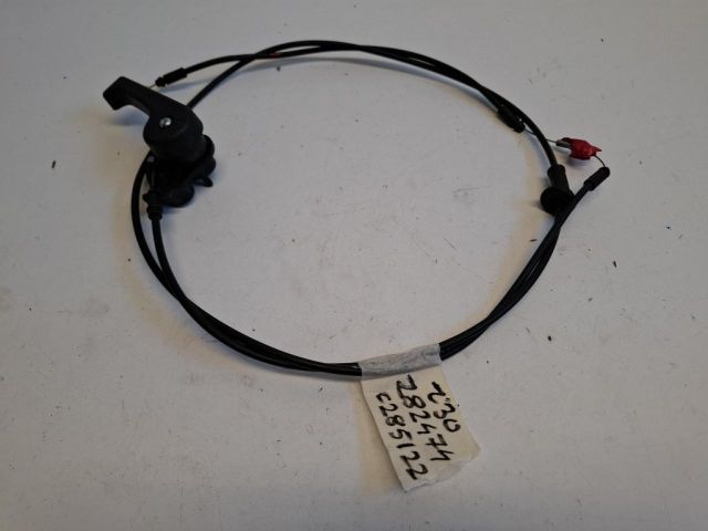 bontott HYUNDAI I30 Motorháztető Nyitó Kar / Gomb