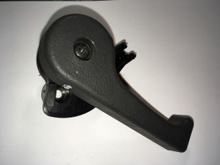 bontott HYUNDAI I30 Motorháztető Nyitó Kar / Gomb