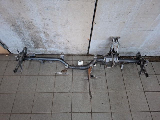 bontott HYUNDAI I30 Műszerfal Tartó Vas