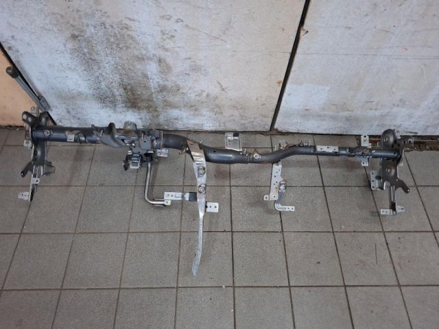 bontott HYUNDAI I30 Műszerfal Tartó Vas