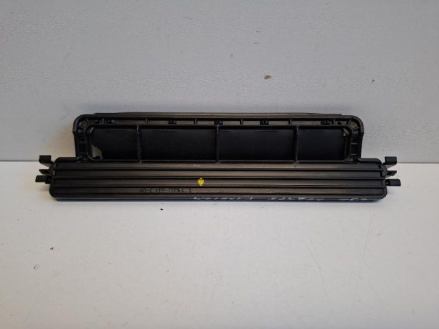 bontott HYUNDAI I30 Pollenszűrő Fedél