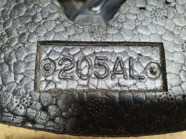 bontott HYUNDAI I30 Pótkerék Szerszámtartó