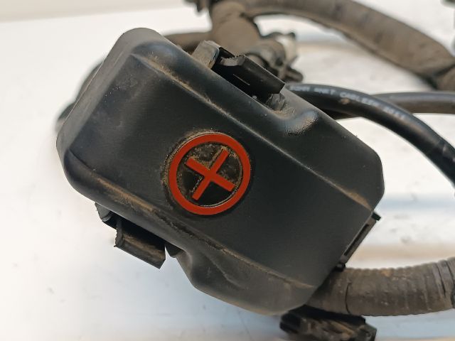 bontott HYUNDAI I30 Pozitív Kábel