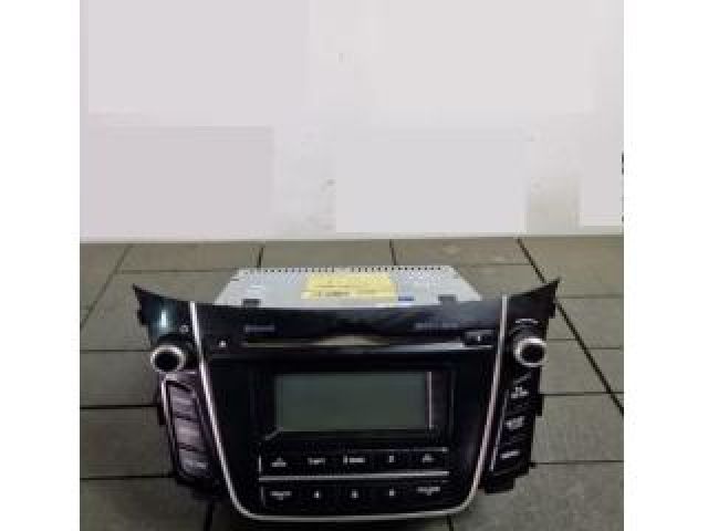 bontott HYUNDAI I30 Rádió / CD