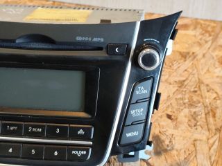 bontott HYUNDAI I30 Rádió / CD