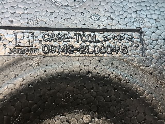 bontott HYUNDAI I30 Szerszámkészlet