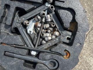 bontott HYUNDAI I30 Szerszámkészlet